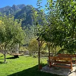 Stomici Guesthouse