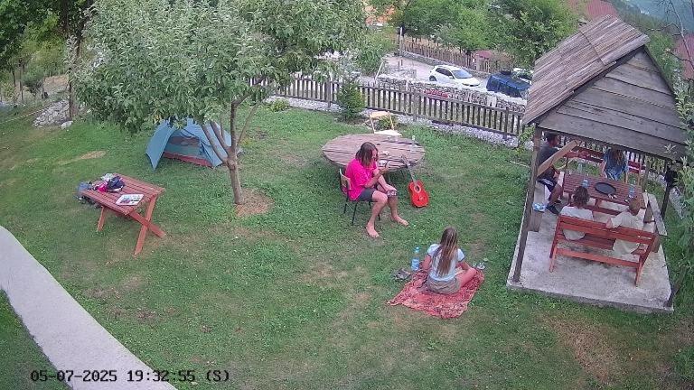 Bed & Breakfast Stomici Nderlysaj